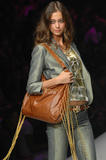 th_24298_md-fashionledge.com-ss07-rtw-newyork-w-republic-004-9ytl7dys_122_1032lo.jpg