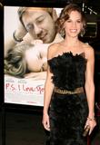 Hilary Swank at 'PS I Love You' premiere
