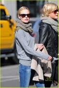 th_09788_kate-bosworth-bread-restaurant-06_122_163lo.jpg