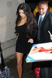 th_05712_celebrity-paradise.com-The_Elder-Kim_Kardashian_2009-12-11_-_Out_in_LA_860_122_202lo.jpg
