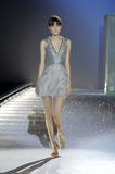 th_62312_Hussein_Chalayan_Paris_Fashion_Show_043_123_356lo.jpg