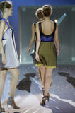 th_64140_Hussein_Chalayan_Paris_Fashion_Show_084_123_583lo.jpg