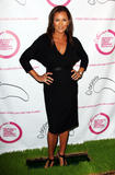 th_34955_clean_celebrity_paradise.com_TheElder_VanessaWilliams2_122_593lo.jpg