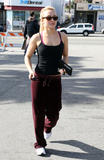 th_22691_Hayden_Panettiere_Candids_West_Hollywood_0107_7182_122_705lo.jpg