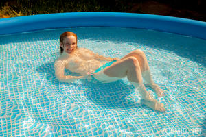 Julia-Fleming-Julias-Pool-Photos--q5tvr7pnrh.jpg