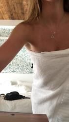 Katie-Cassidy-leaked-nude-pics-g67og7aydb.jpg