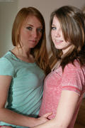 Allie & Ami - Lesbian Teens-z42m686y1z.jpg